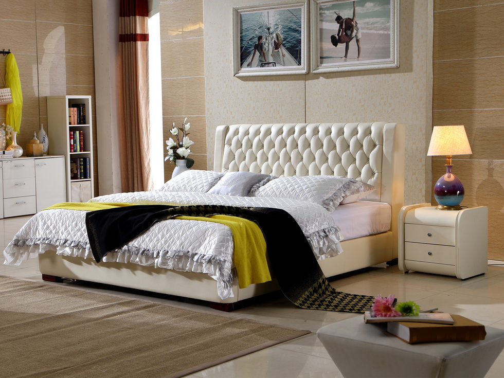 【艾沃】现代风格1.8米床真皮软床双人床(米白色)